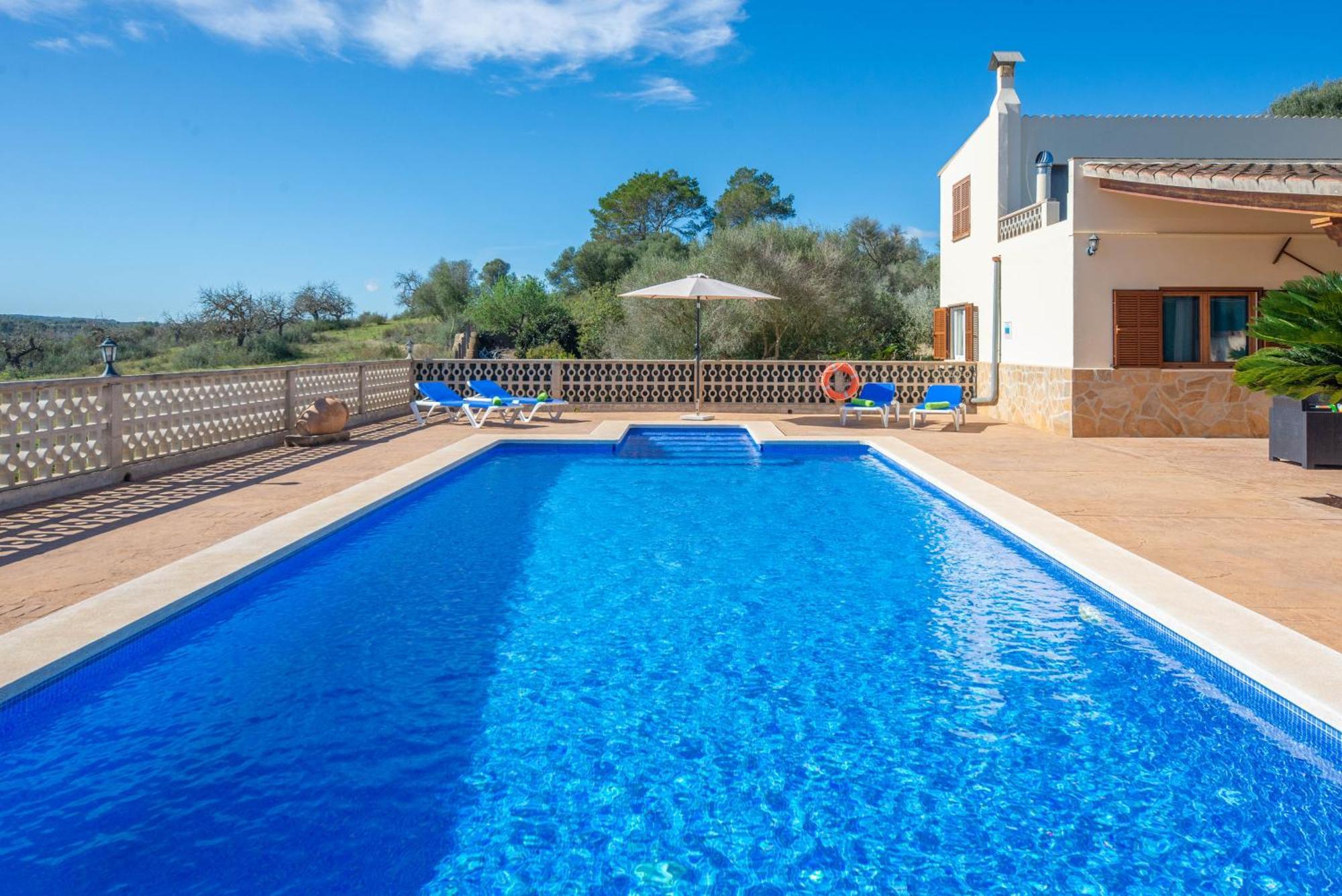 Vista Sol Villa Ariany Bagian luar foto
